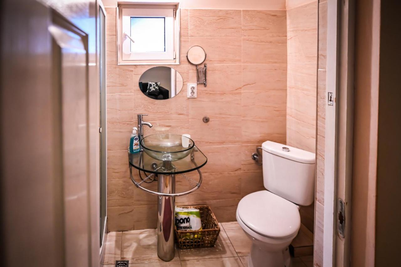 Jules' Sunny, Spacious And Central Apartment Hermannstadt Exterior foto